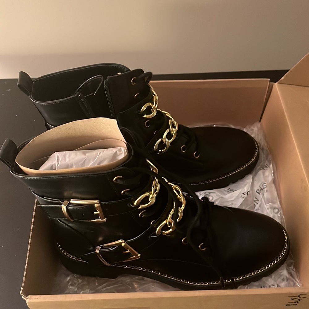 Black Size 10 Women’s London Rag Golden Chain Boots